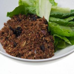 Quinoa-All Bran Pilaf with Raisins and Simple Green Salad_image