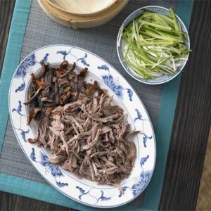 Chinese roast duck with pancakes_image