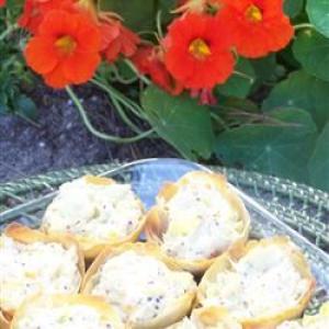 Cheesy Artichoke Mini Tarts image