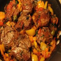 Lamb Chops, Calabrese, With Tomatoes, Peppers and Olives_image