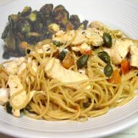 Whole-Wheat Angel Hair Pasta With Chicken & Capers_image