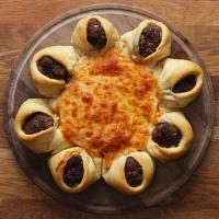 Meatball-Stuffed Crust Pizza Star Recipe by Tasty image