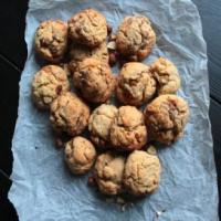 Chocolate and hazelnut cookies image