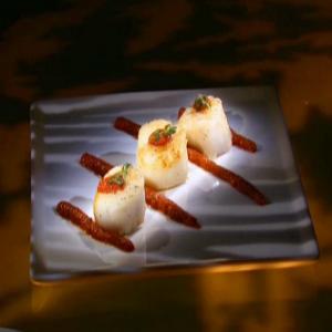Sauteed Scallops with a Spicy Piquillo Pepper Puree image