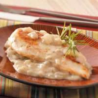 Chicken with Rosemary-Onion Sauce_image