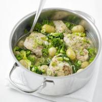 Spring chicken in a pot_image