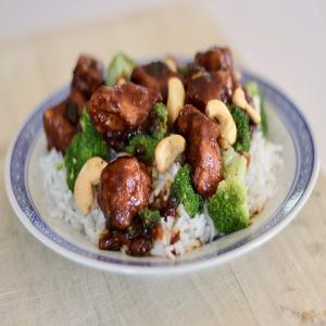 Slow-Cooked Cashew Chicken_image