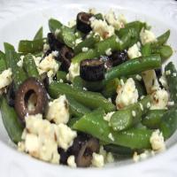 Salad of French-Style Green Beans and Goat's Cheese_image