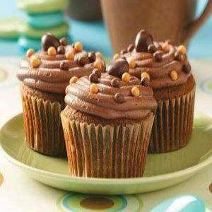 Spice Cupcakes with Mocha Frosting_image