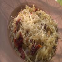 Pasta With Sun-Dried Tomatoes and Pine Nuts image
