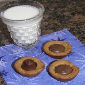 Really Yummy Miniature Chocolate Chip Cookie Cups image