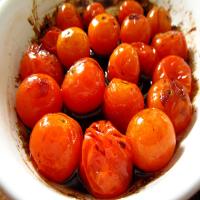 Balsamic Roasted Tomatoes image