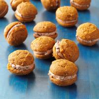 Pumpkin-Chocolate Whoopie Cookies image