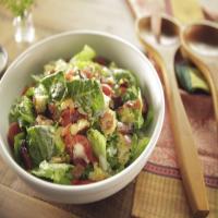 Cornbread Salad with Buttermilk-Chive Dressing and Maple Bacon_image