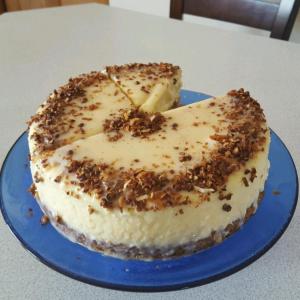 Carrot Cake Cheesecake from Duncan Hines®_image