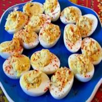 Easy Deviled Eggs_image