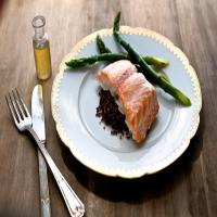 Oven-Roasted Salmon, Quinoa and Asparagus With Wasabi Oil_image