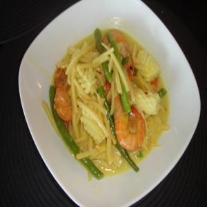 Mixed Seafood Curry With Bamboo Shoots_image