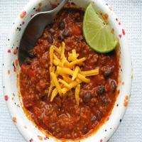 Beef Chili With Bacon & Black Beans_image
