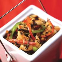 Stir-Fried Chicken with Bell Peppers and Snow Cabbage image