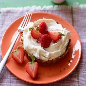 Sweet Strawberry Tartlets_image
