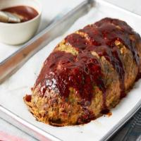 Cheddar-Chive Meatloaf with Spicy Barbecue Glaze image