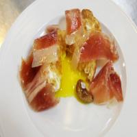 Cooked Egg With Ibérico Ham_image