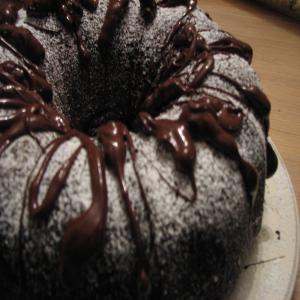 Rich Chocolate Pound Cake_image