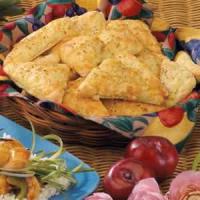 Cheesy Biscuit Triangles_image