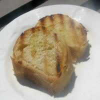 Fett'unta - Grilled Garlic Bread_image