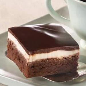 BAKER'S® Easy Minty Brownies_image