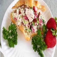 Strawberry Chicken Salad for Sandwiches_image