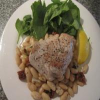 Tuna Steak With Cannellini Beans_image