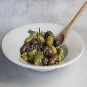 Fingerling Potatoes with Tarragon Chive Butter_image