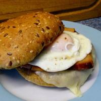 Ham and Swiss Egg Sandwiches_image