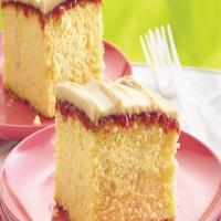 Strawberry-Filled Take-Along Cake with Brown Sugar Frosting_image