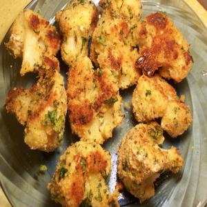 Oven Baked Crusty Herbed Cauliflower_image