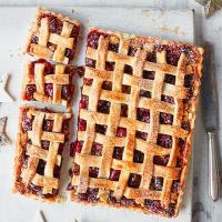 Mincemeat, cranberry & almond pie image