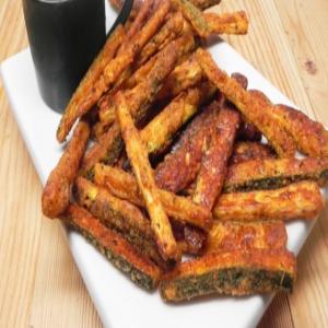Quick and Easy Parmesan Zucchini Fries Recipe_image