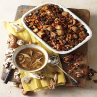 Dried Fruit and Toasted Nut Stuffing_image