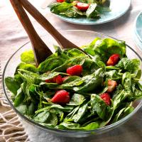 Light Strawberry-Spinach Salad_image