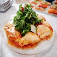 Warm Chicken Parmesan Salad_image