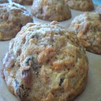 Moist and Low Fat Carrot-Raisin-Apple-Muffins image