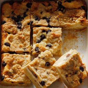 Low-Carb Chocolate Chip Cheesecake Bars image