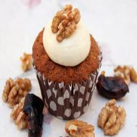 Date and walnut cupcakes recipe_image