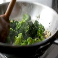 Broccoli Stir-Fry With Chicken and Mushrooms image