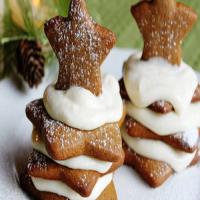 Gingerbread Cheesecake Cookie Stacks_image