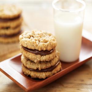 Chewy Peanut Butter and Chocolate Hazelnut Sandwich Cookies_image