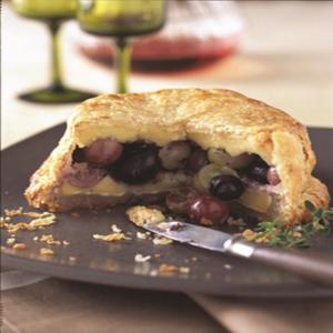 Give Baked Brie a Festive Turn With Grapes image