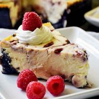 Raspberry White Chocolate Cheesecake with Oreo Crust_image